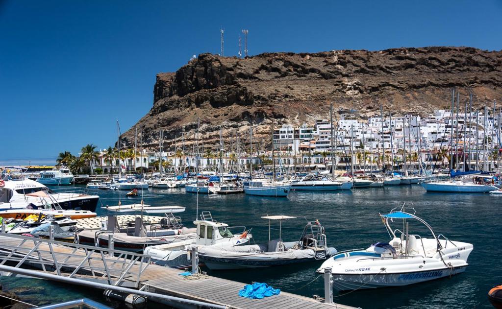 Apartamentos Las Palmeras Пуерто-де-Моган Екстер'єр фото
