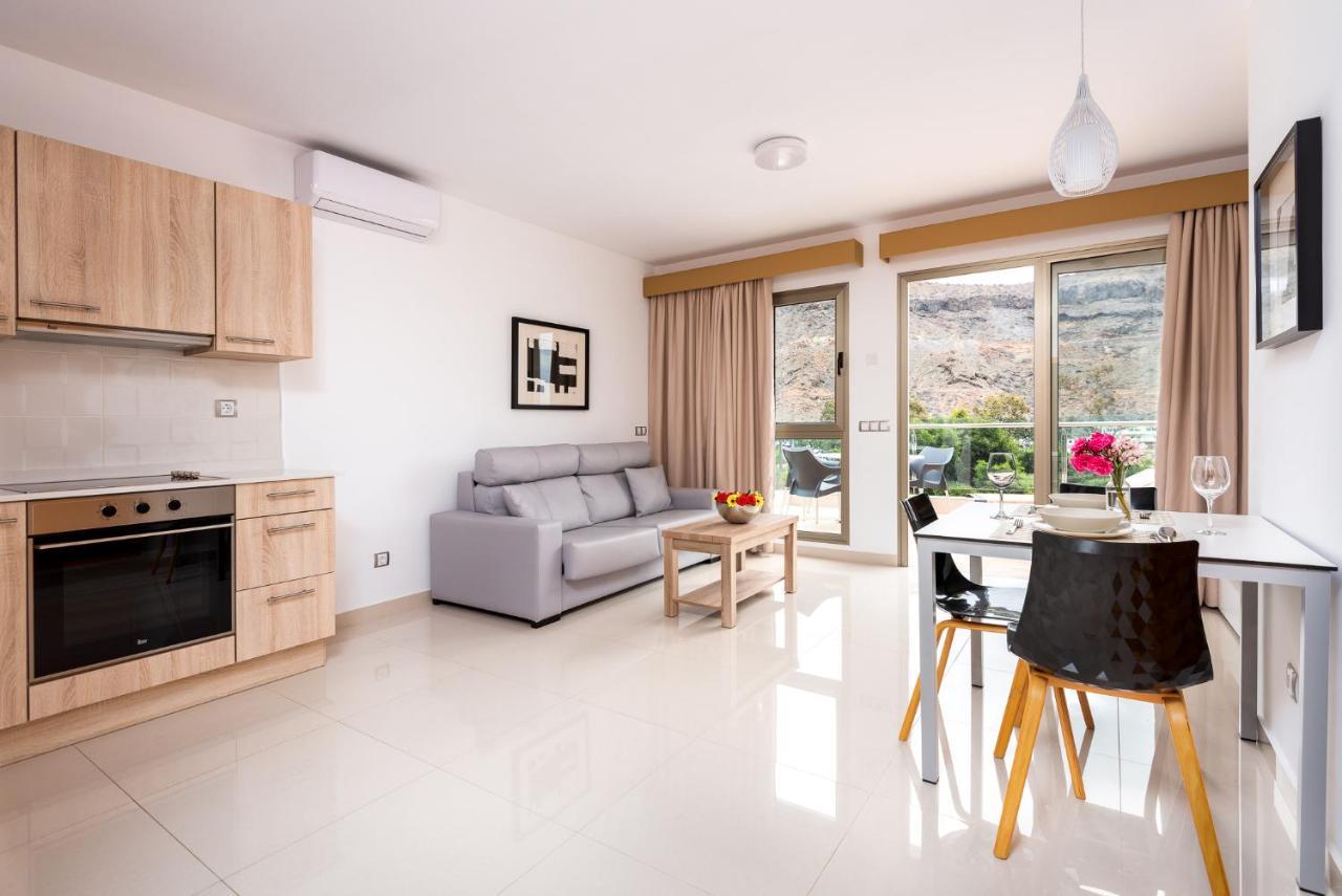Apartamentos Las Palmeras Пуерто-де-Моган Екстер'єр фото