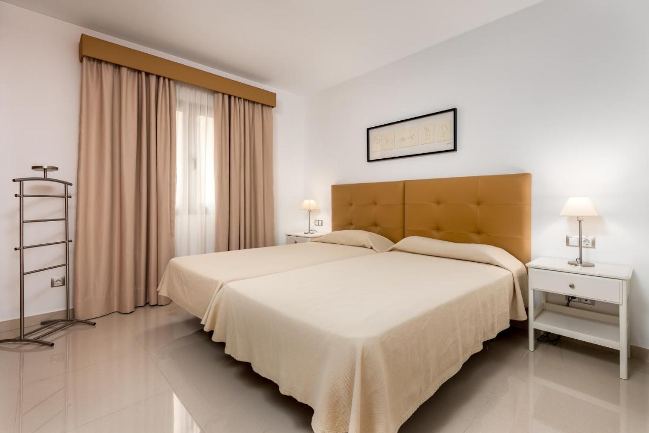 Apartamentos Las Palmeras Пуерто-де-Моган Екстер'єр фото