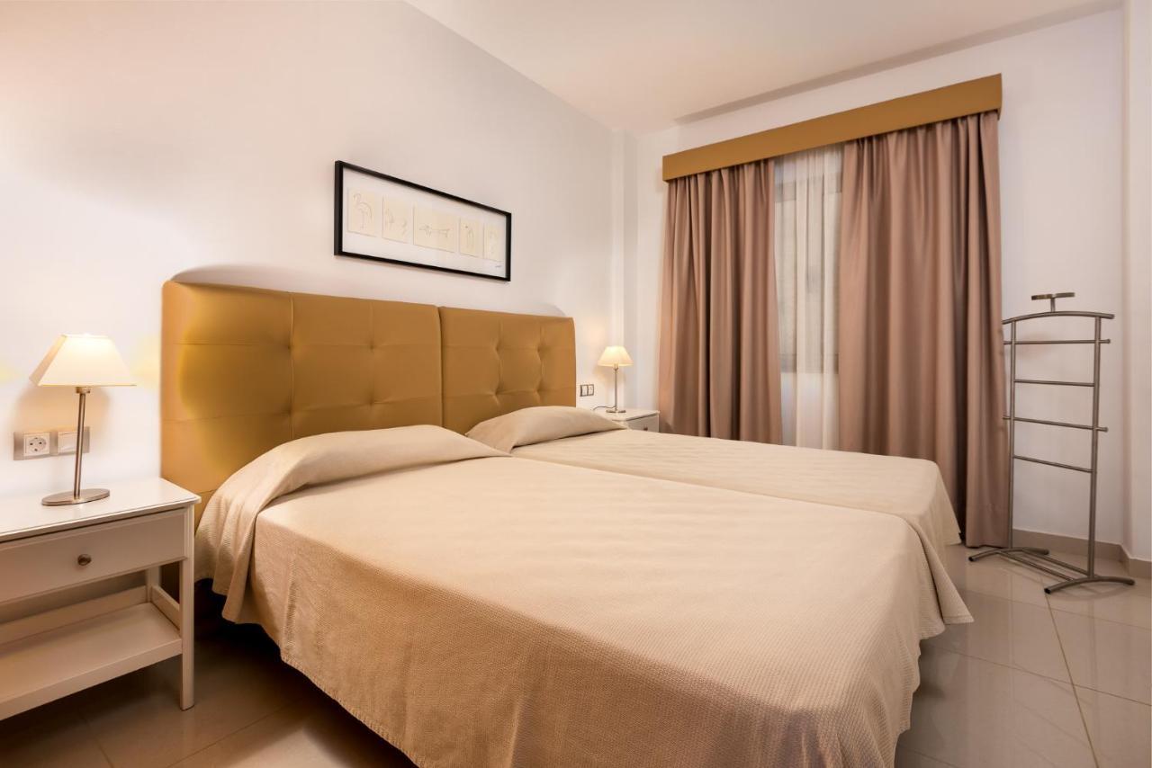 Apartamentos Las Palmeras Пуерто-де-Моган Екстер'єр фото